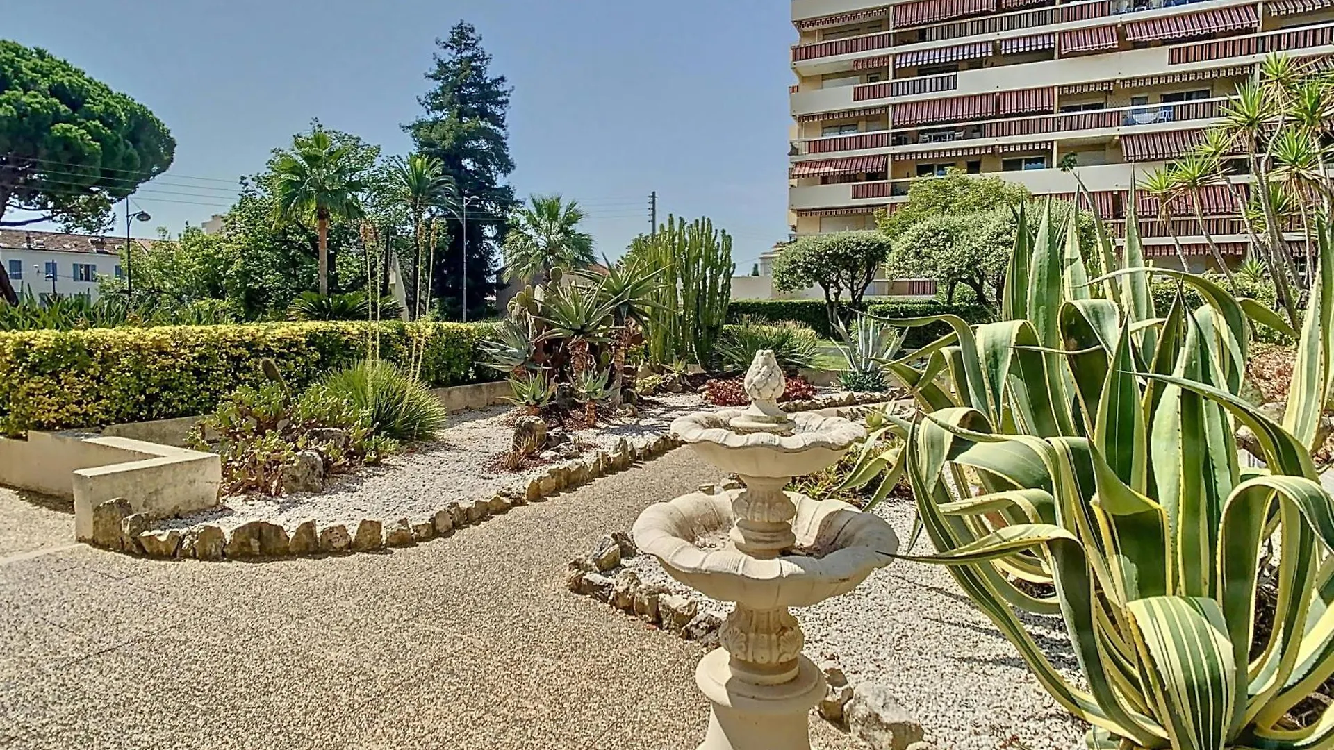 Apartment Estivaliere - 6 Couchages - 3 Chambre - Parking Golfe-Juan Frankreich